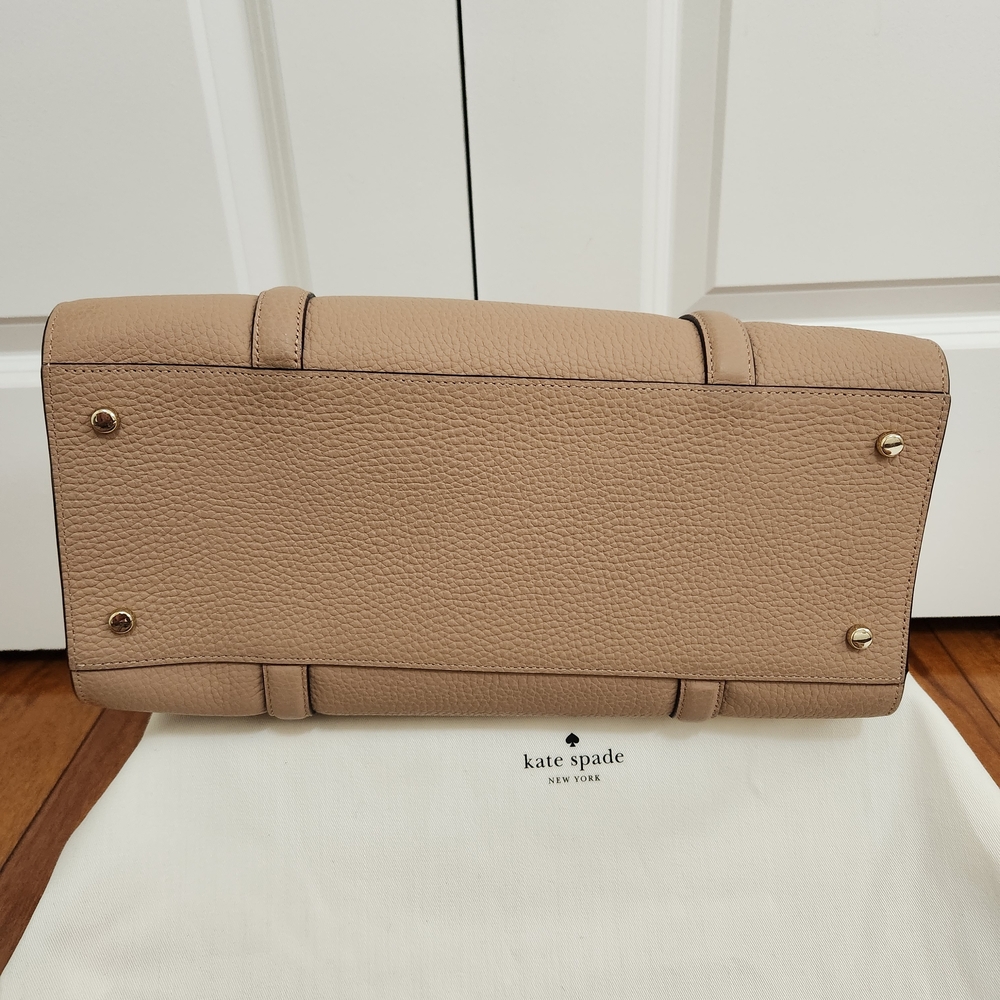 Kate Spade Daniels  Drive Abigail Pebbled Leather Tote - Neutral Hazel - Picture 6 of 7